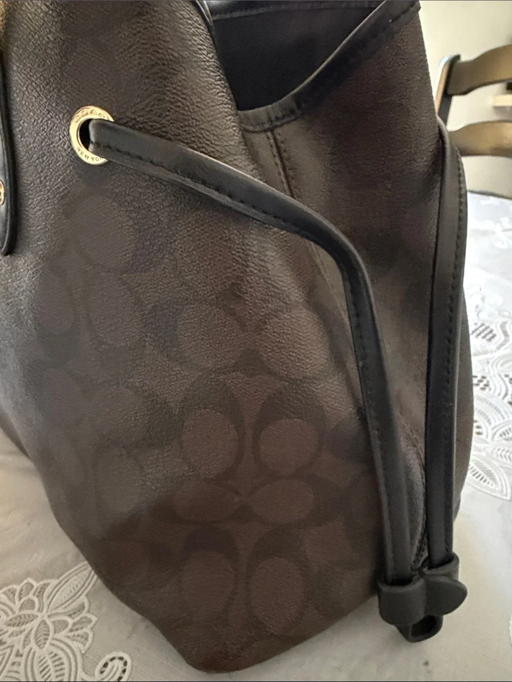 Coach Brown and Black Signature Canvas Tote Pristine Condition Like New - Picture 9 of 13